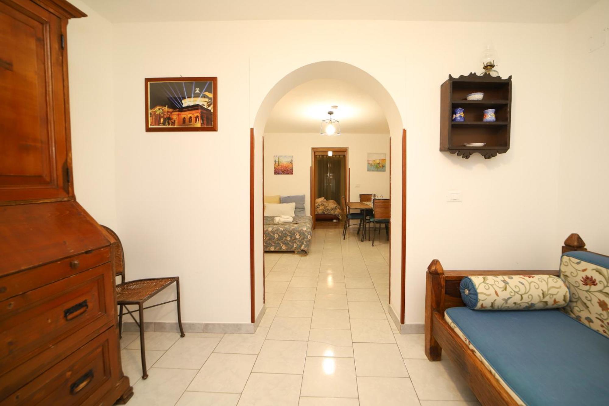 Ferienwohnung Colonna House Casa Tra La Zisa E La Cattedrale Palermo Exterior foto